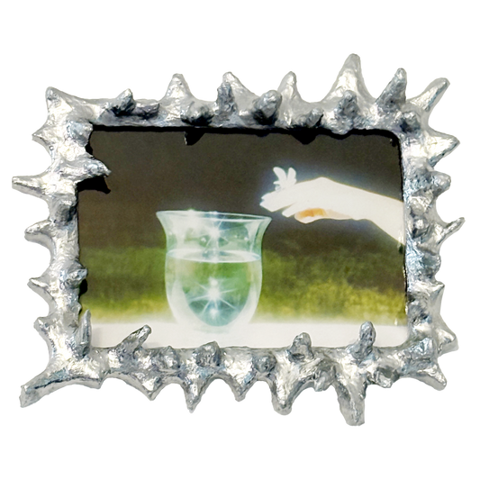 Spiky Frame